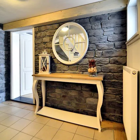 Dağ evi Peaceful Spa, Cleaning Included *